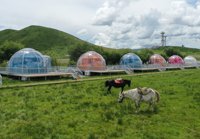 新型户外住宿产品：透明星空房